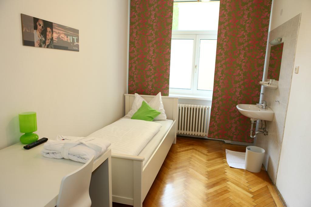 Hostel & Guesthouse Kaiser 23 Vienne Chambre photo